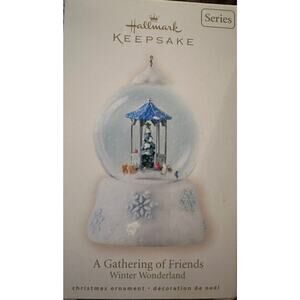 Hallmark 2007 Sixth Winter Wonderland Ornament A gathering of Friends Snowglobe